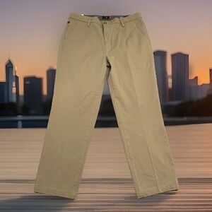 Dockers size 34x30 Workday Khaki Straight Fit Smart 360 Flex Waistband NEW